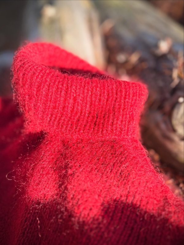 Jeg har strikket en rød sweater - for lige om lidt er det jul❤️🎄 Og…